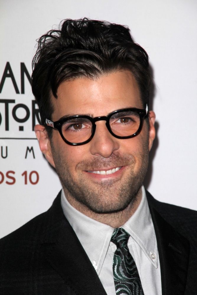 Zachary Quinto -compressor