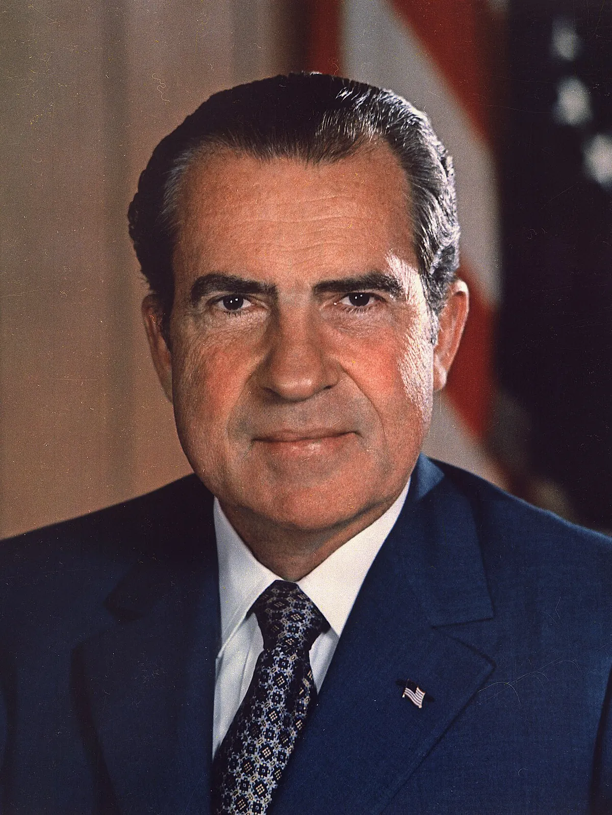Official presidential portrait of Richard Nixon